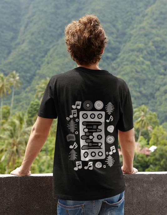 Musica_Backprint_Basic Shirt Unisex